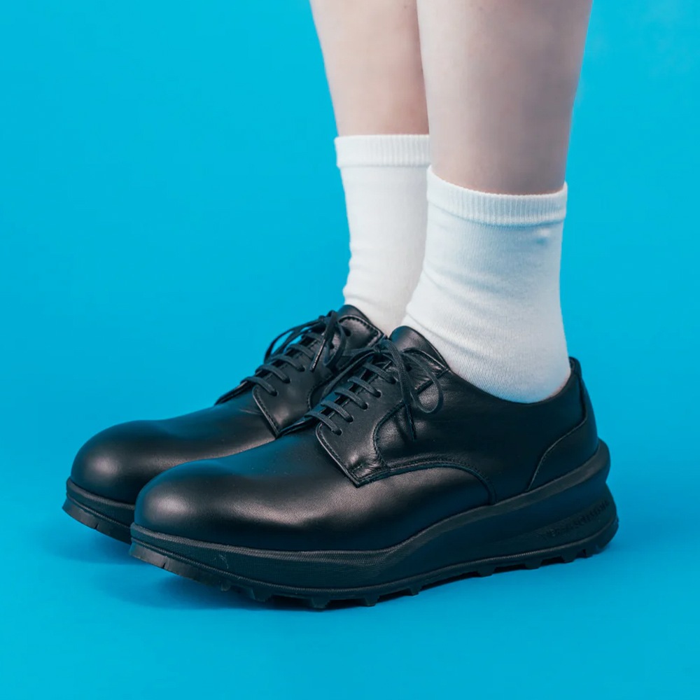 chausser PLAIN TOE DERBY SHOES white
