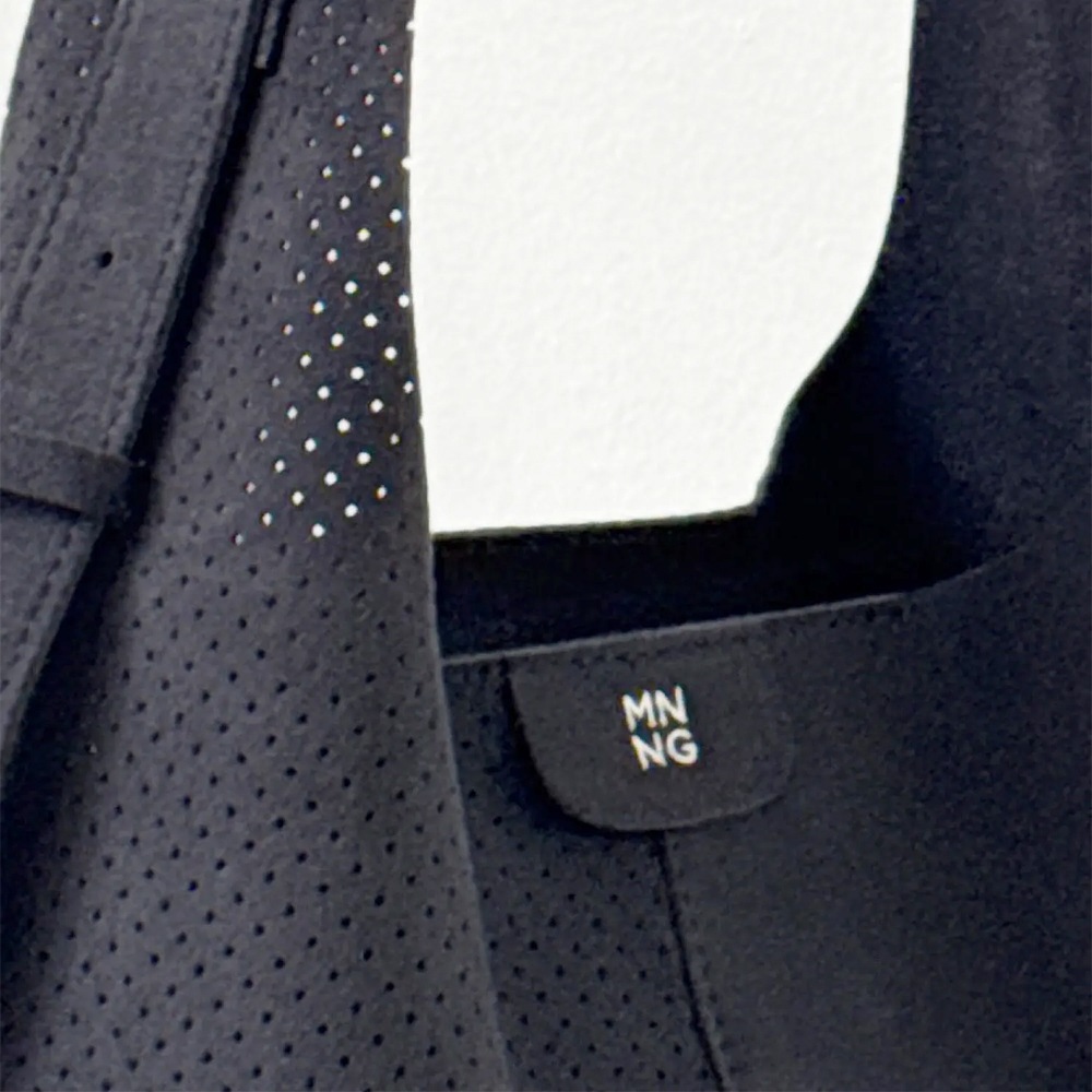 MNNG  LR2-US LR large shoulder