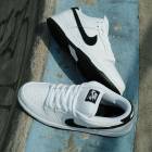 �ڿ��ե������NIKE SB �ʥ��������ӡ� �ʥ���sb  ���� ���� �ץ� �ʥ��������ӡ� �ۥ磻�� �֥�å� �����ܡ� �������塼 �������å� nikesb �͵� �֥��� ���ˡ����� �� |  DUNK LOW PRO  ��White and Black�ɡ�HF3704-100��