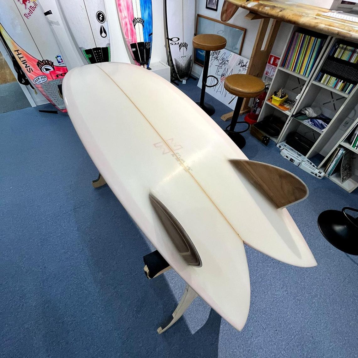 THOMAS SURFBOARD FISH 5'1 中古サーフボード 未使用品 トーマス