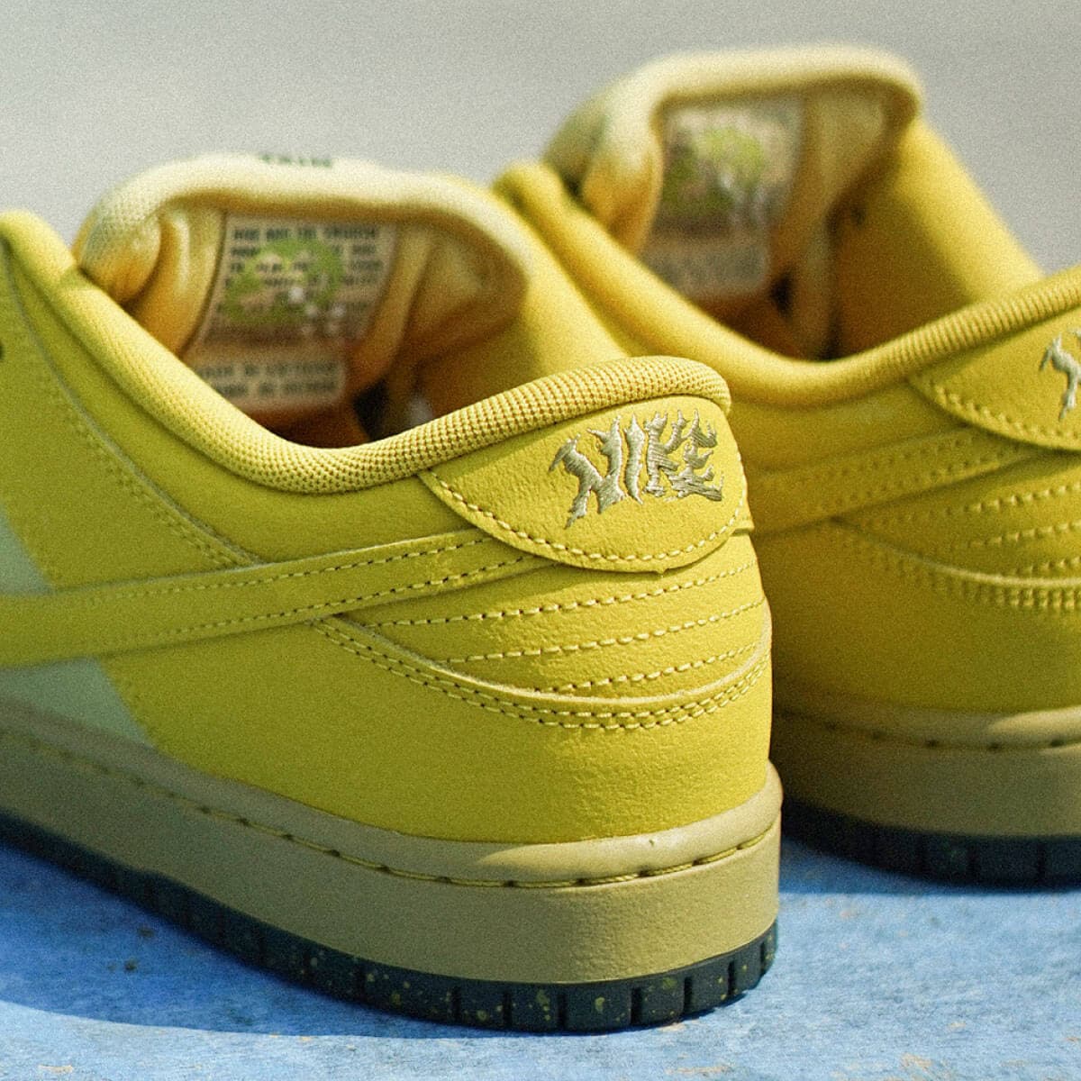 NIKE SB DUNK LOW PRO WC Saffron Quartz IO0427-300 ナイキSB ダンク