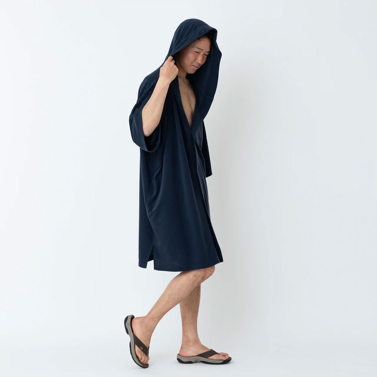 BEACHED DAYS | SURFROBE PONCHO��BY790049��