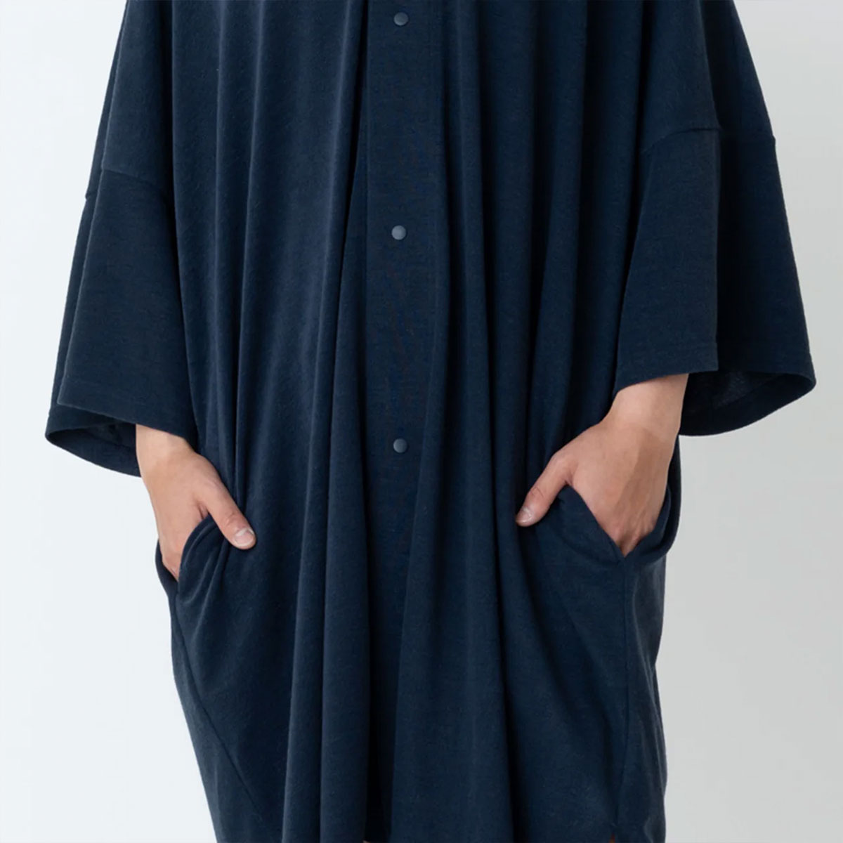 BEACHED DAYS | SURFROBE PONCHO��BY790049��