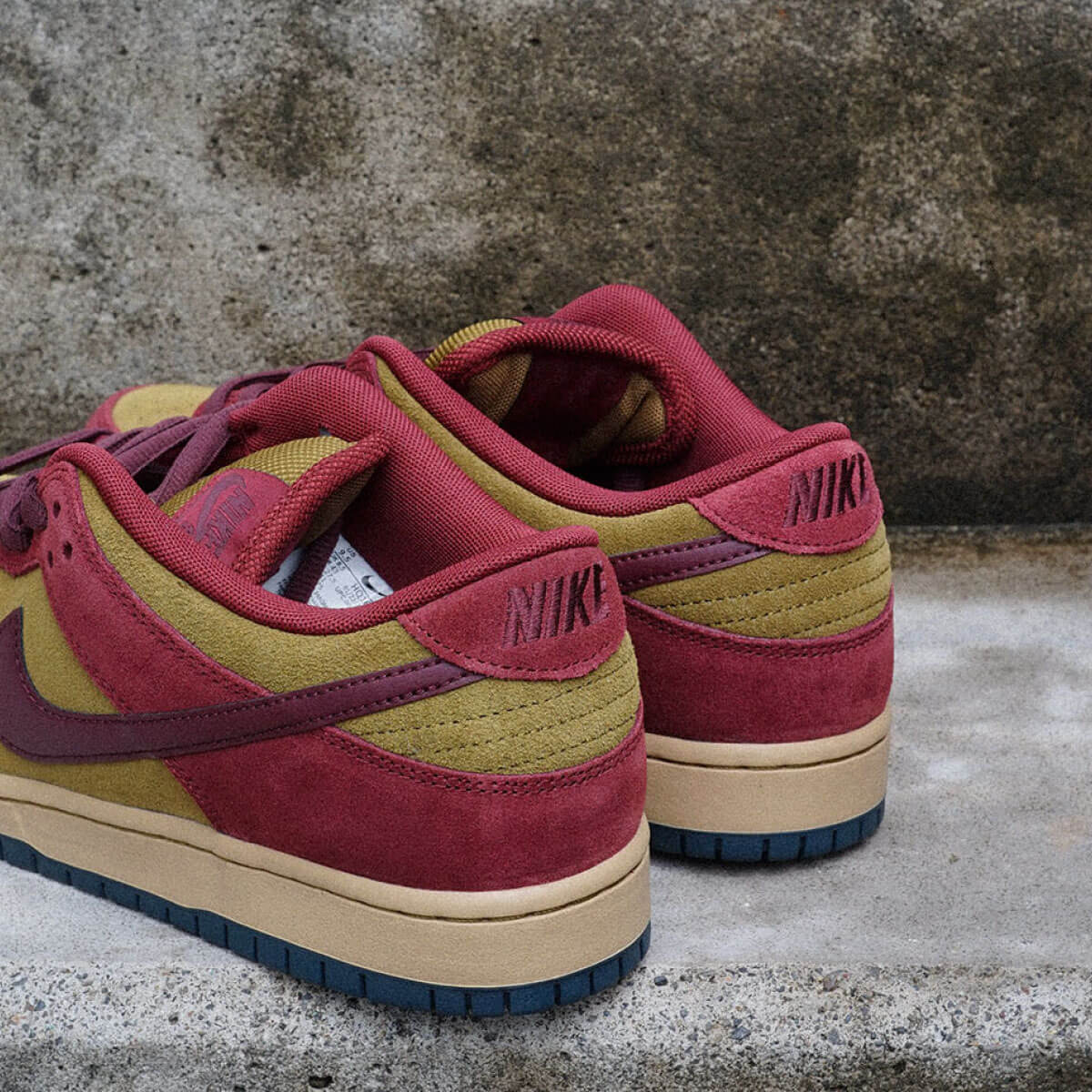 30%OFF NIKE SB ʥӡ ʥsb 󥯥 ץ  ˡ 塼 å ȥܡ ܡ  ͵ ֥ nikesb | DUNK LOW PRODark Team Red & Olive FlakɡHQ1625-600(JACK)