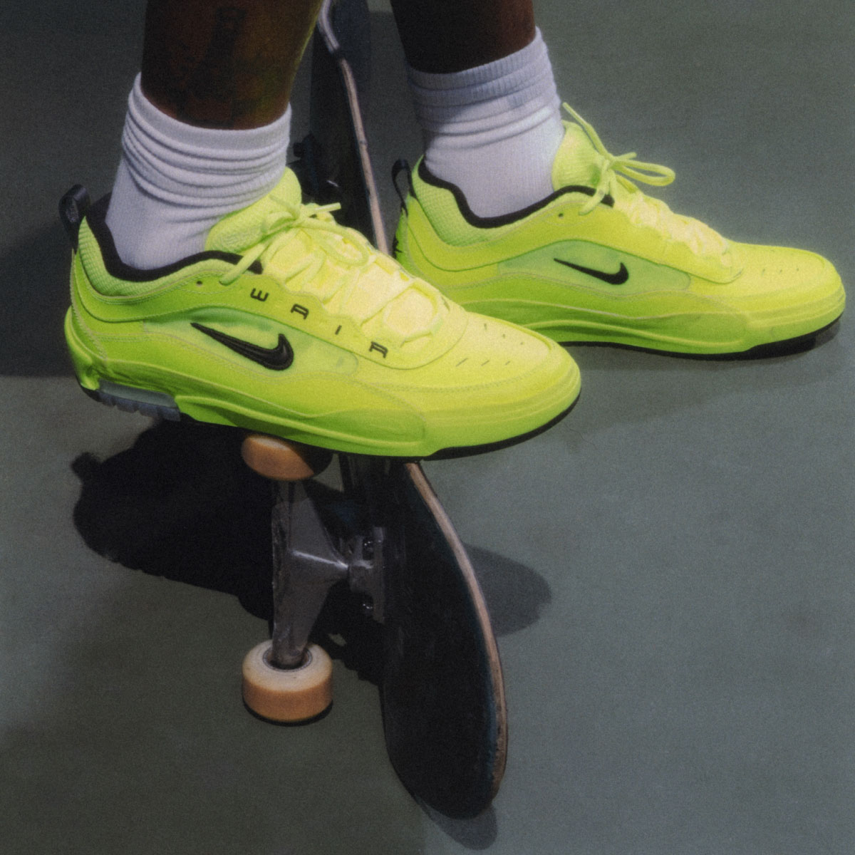 NIKE SB | AIR MAX ISHOD "TENNIS BALL" ��IB6212-701��(JACK����������)