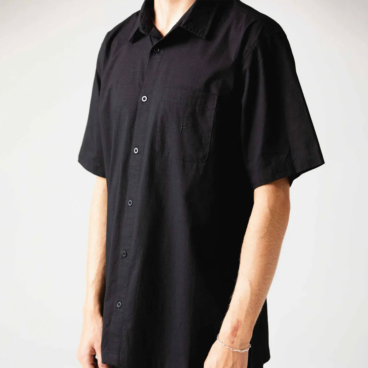 20%OFF ۥեޡ  Ⱦµ 饳åȥ  ɽ 2 L ե ȥɥ ȥ꡼ ͵ ֥ FORMER  | VIVIAN SS SHIRTFSH-24101