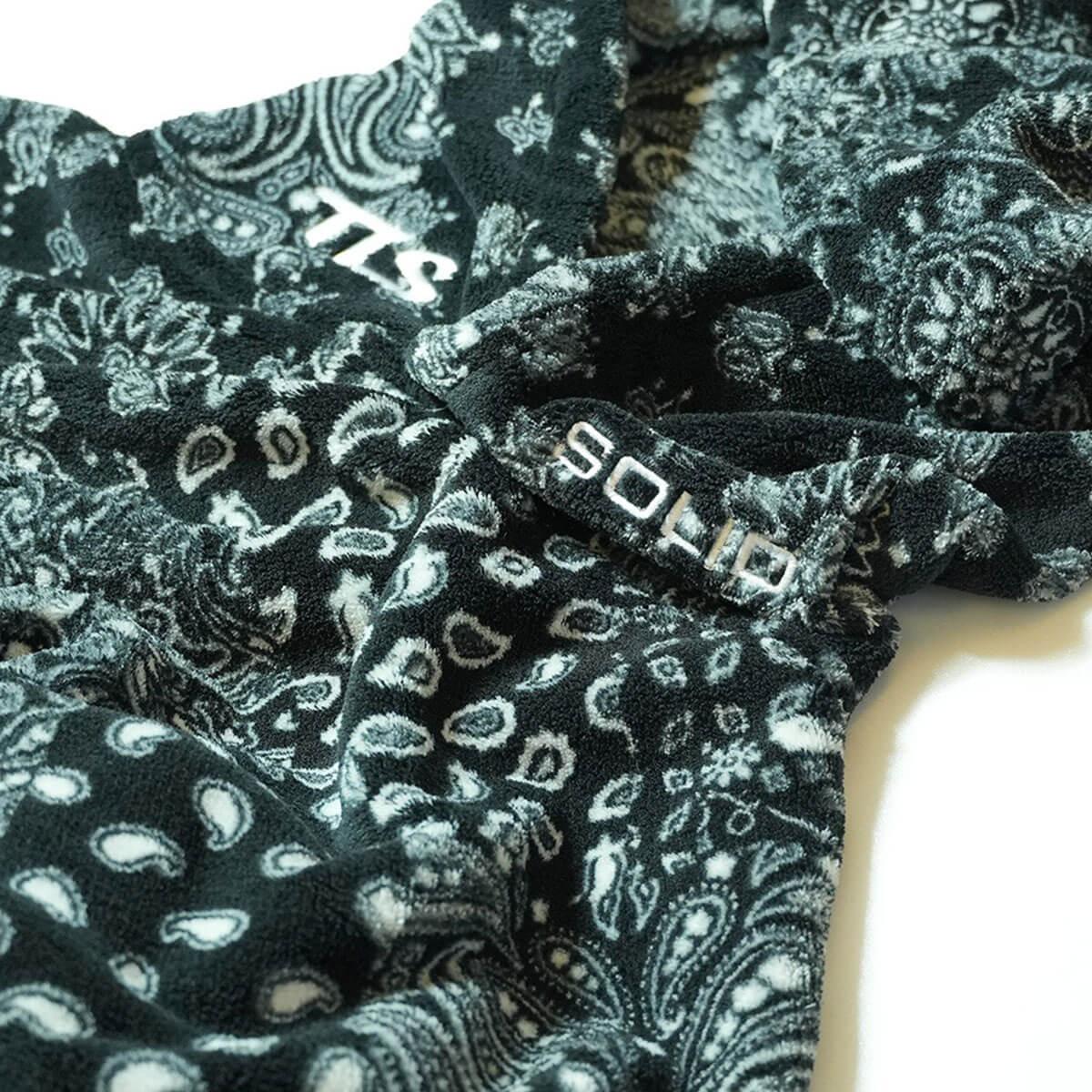 TOOLS | TLS MICRO FIBER PONCHO PAISLEY by SOLID��665351��