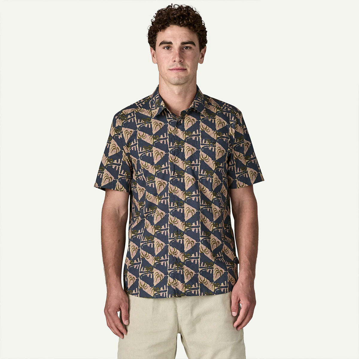 Patagonia | Men's Go-To Shirt��52691��