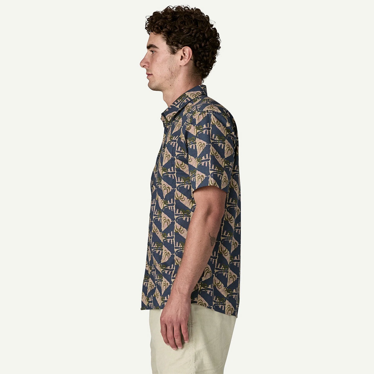 Patagonia | Men's Go-To Shirt��52691��