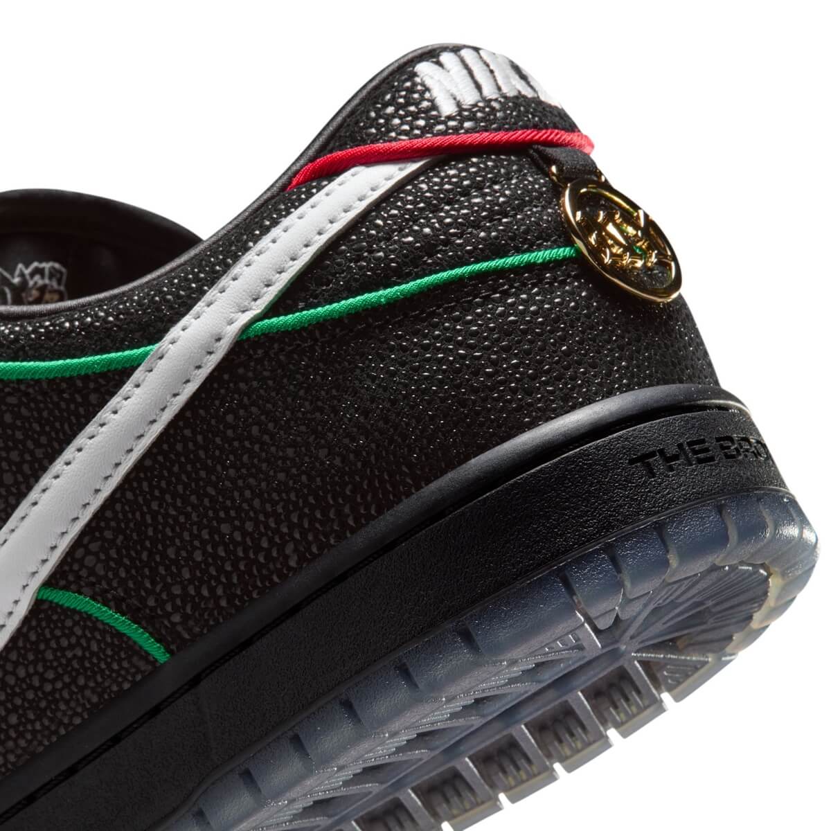 NIKE SB | Bronx Girls Skate �� DUNK LOW PRO QS "Black/Challenge Red"��HV1664-001��