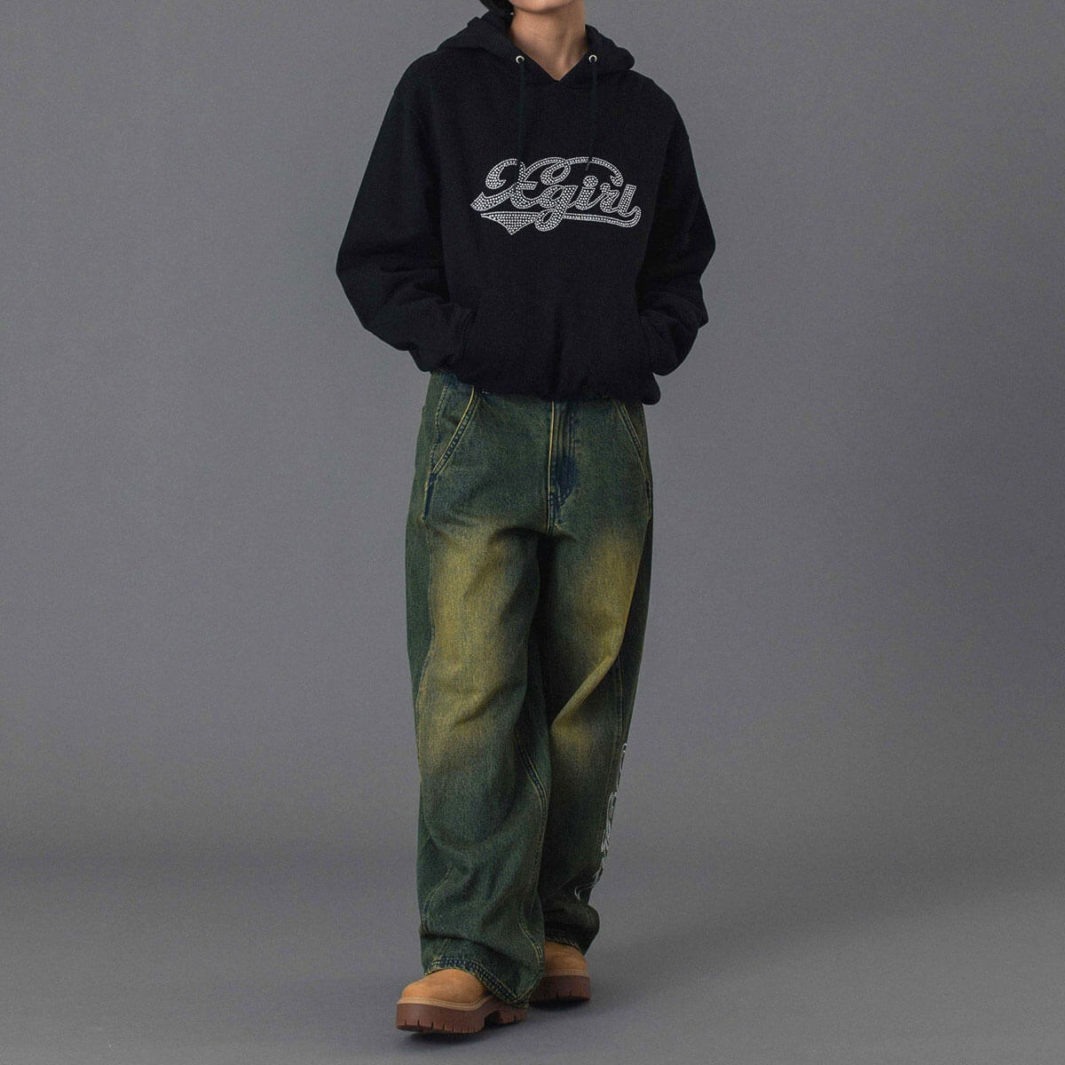 ��30%OFF ���ꥢ��󥹥�����ۥ��å��������� ��ǥ����� �ѡ����� xgirl �饤�󥹥ȡ��� ���� �ץ륪���С��ѡ����� �ȥåץ� ���ȥ꡼�ȿ͵��֥��� X-girl  | RHINESTONE CURSIVE LOGO SWEAT HOODIE��105254012008��