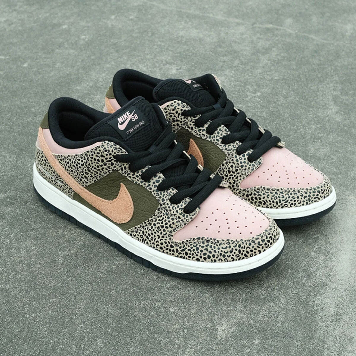 NIKE SB �ʥ��������ӡ� �ʥ���sb ���󥯥��� �ץ� QS �����ĥ�å� ��� ���ˡ����� �������塼 �������å� �������ȥܡ��� �����ܡ� nikesb �� �͵� �֥��� | DUNK LOW PRO QS "Arts-Rec"��IH3211-200��