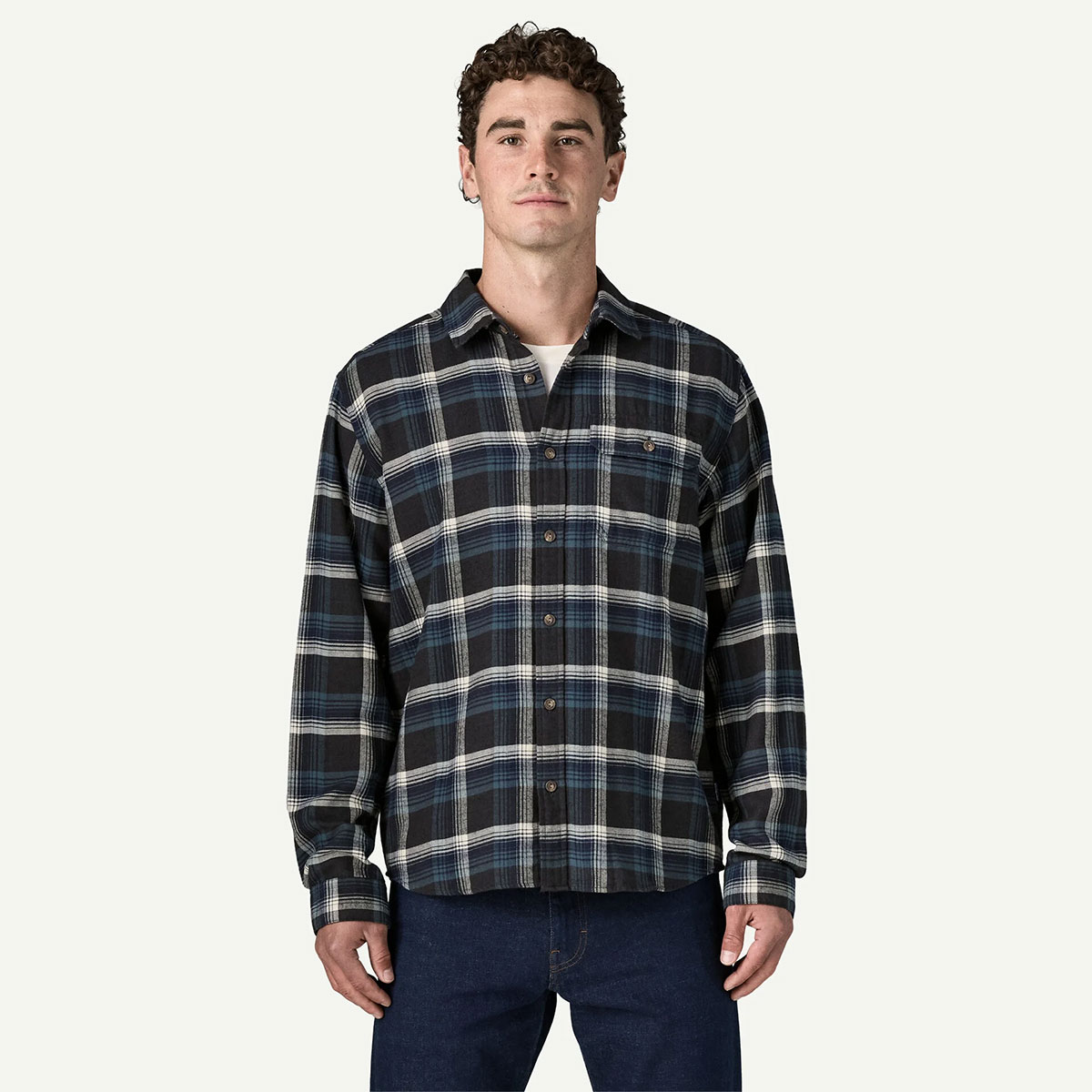 Patagonia  | Men's Long-Sleeved Lightweight Fjord Flannel Shirt��42410��