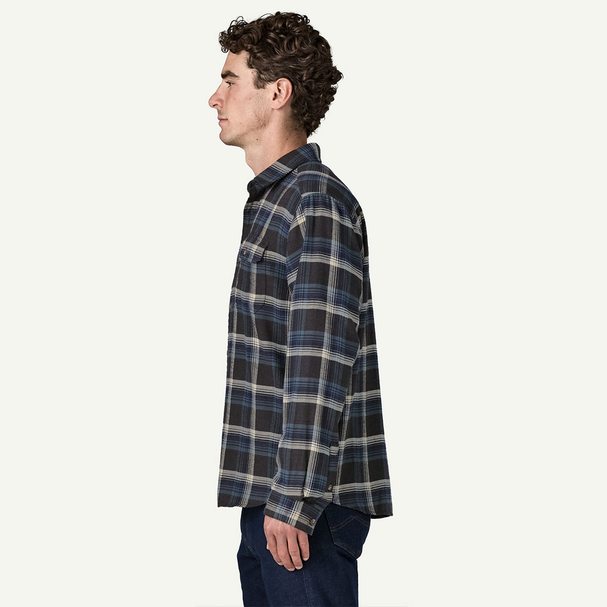 Patagonia  | Men's Long-Sleeved Lightweight Fjord Flannel Shirt��42410��