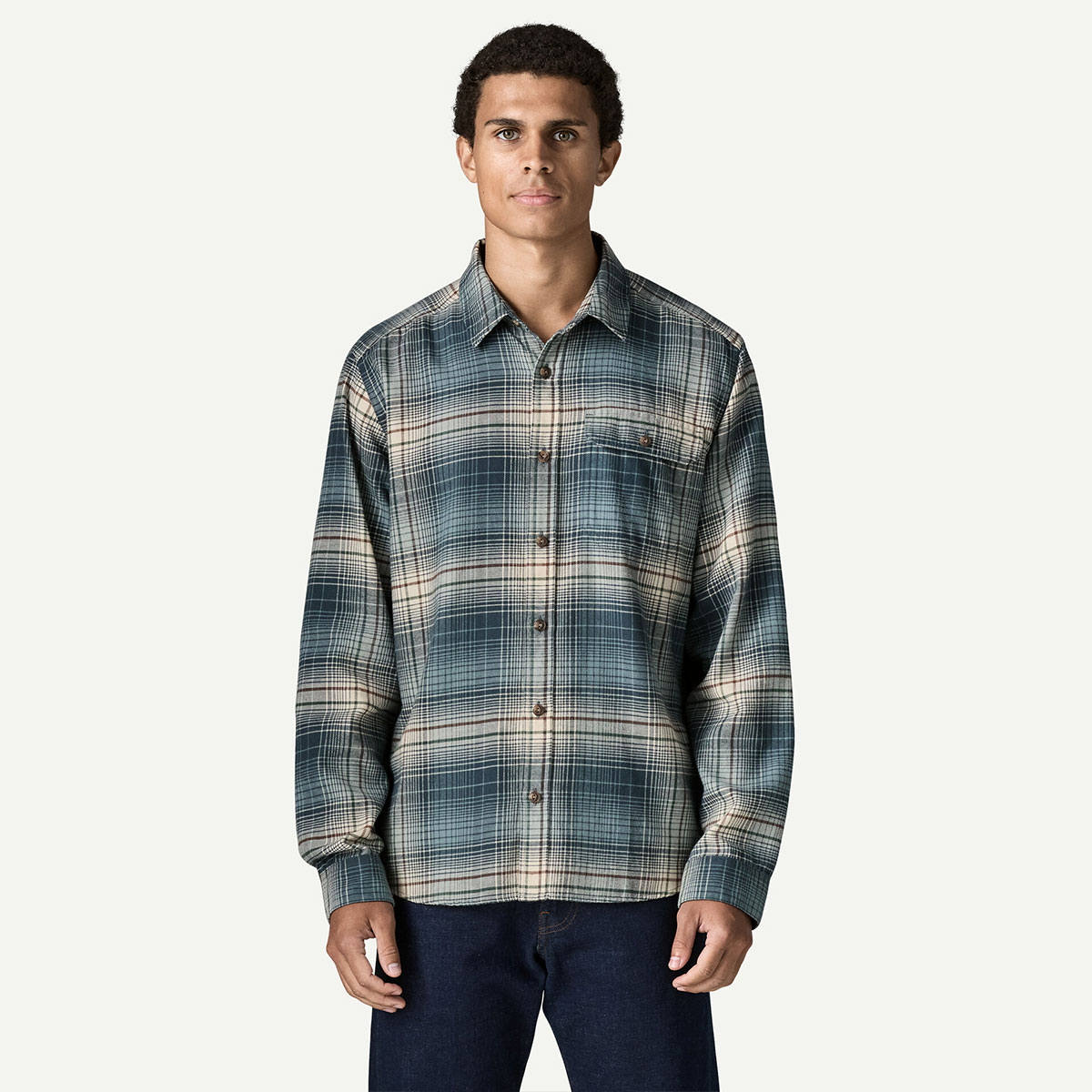 Patagonia  | Men's Long-Sleeved Lightweight Fjord Flannel Shirt��42410��