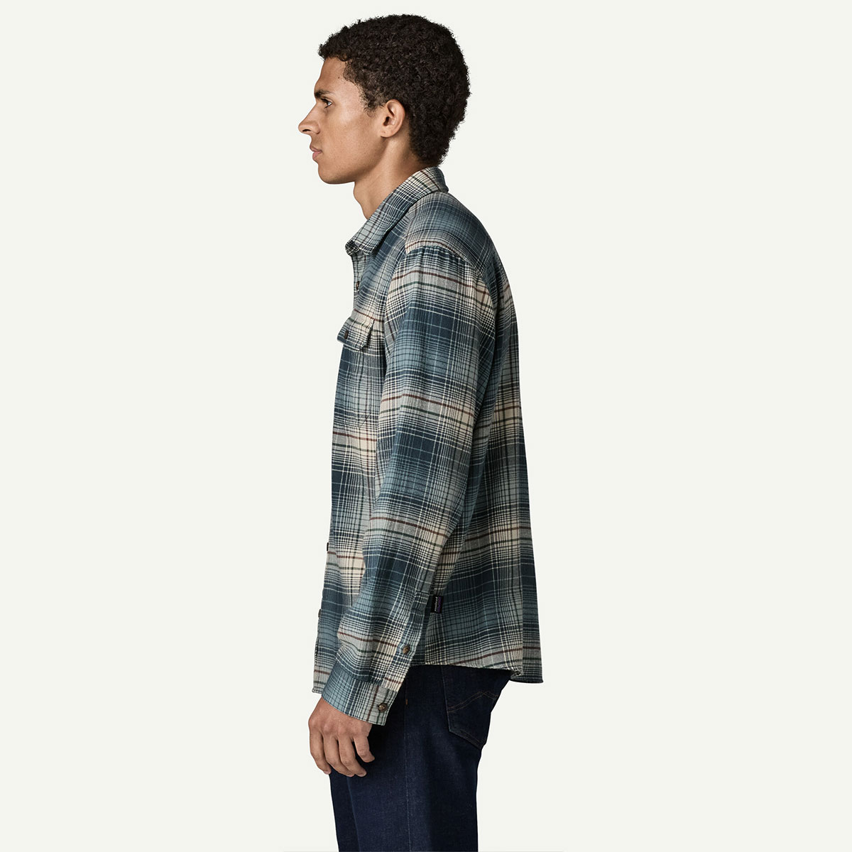 Patagonia  | Men's Long-Sleeved Lightweight Fjord Flannel Shirt��42410��
