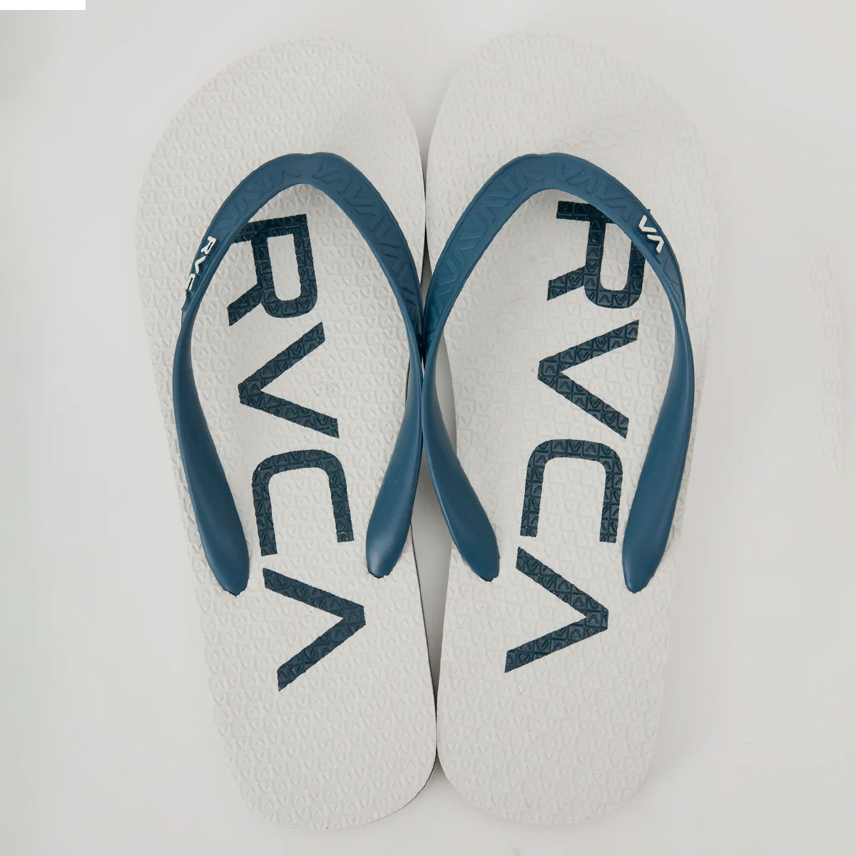 ��50%OFF ������ۥ롼�� ��� �ӡ���������� ���� �Ѹ��� 26.0 - 28.0cm  �����ե��� ���ȥ꡼�ȿ͵��֥��� RVCA  ���� 2025 ���� | TRENCH TOWN SANDALI��BF041973��