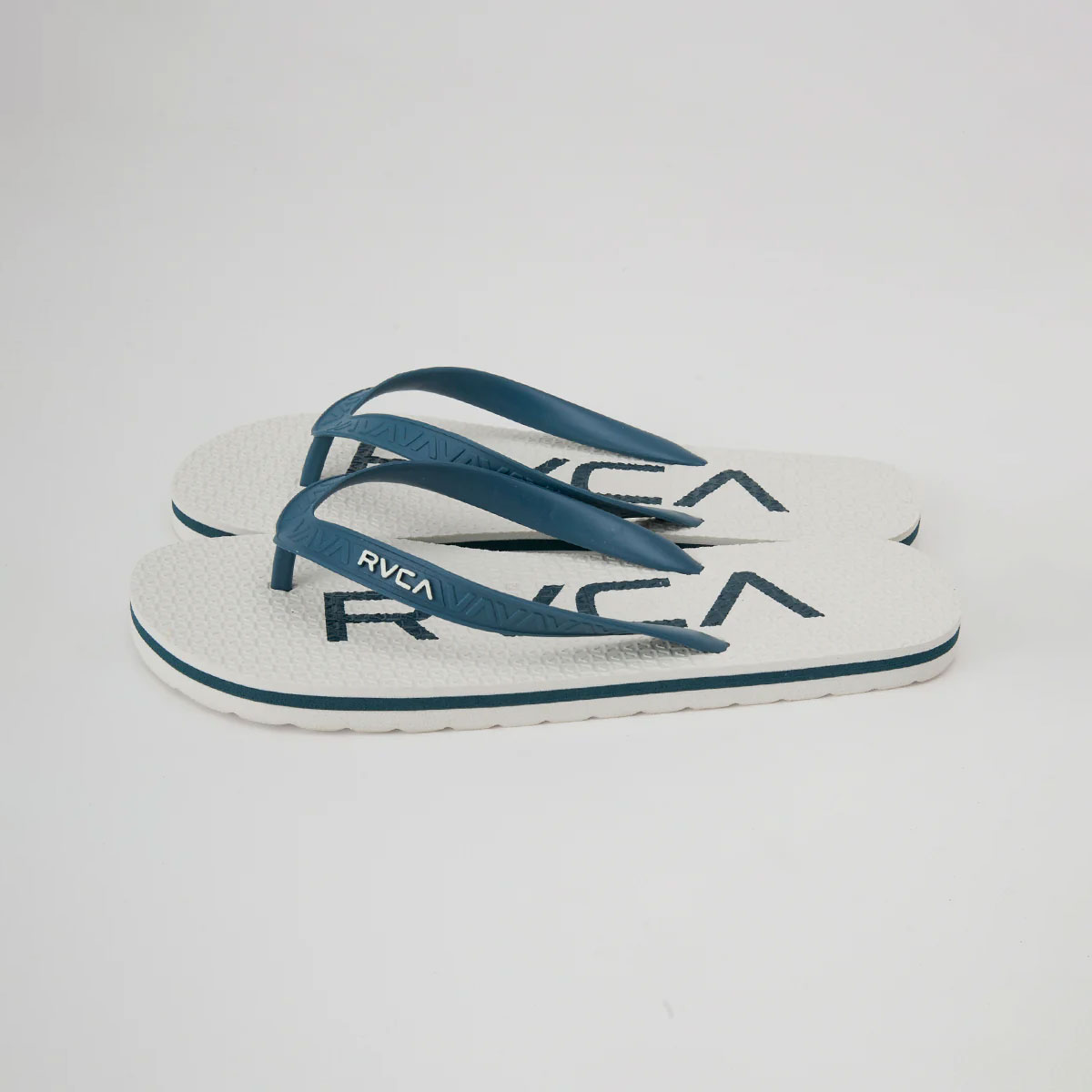 ��50%OFF ������ۥ롼�� ��� �ӡ���������� ���� �Ѹ��� 26.0 - 28.0cm  �����ե��� ���ȥ꡼�ȿ͵��֥��� RVCA  ���� 2025 ���� | TRENCH TOWN SANDALI��BF041973��
