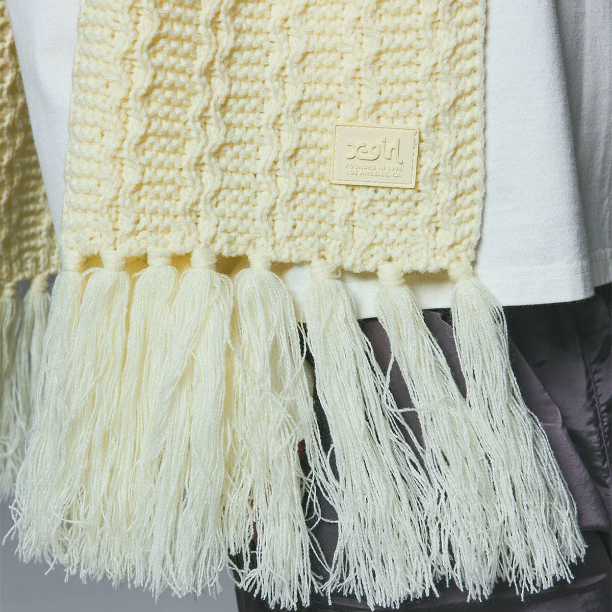 ���å��������� �ޥե顼 �˥åȥ������� �ե�� ��2�� �̶� �̳� �ץ쥼��� ���ȥ꡼�ȿ͵��֥��� X-GIRL ���� 2025 ���� | RUBBER PATCH KNIT SCARF��105254054003��