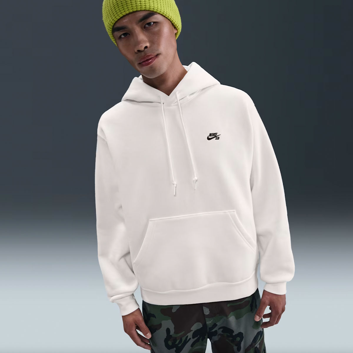 �ʥ��������ӡ� NIKE SB �ե꡼�� �ץ륪���С� �������ȥܡ��ɥѡ����� ��� ��ǥ����� ������/�֥�å� M L �����������͵��֥��� �����FV7352-133��