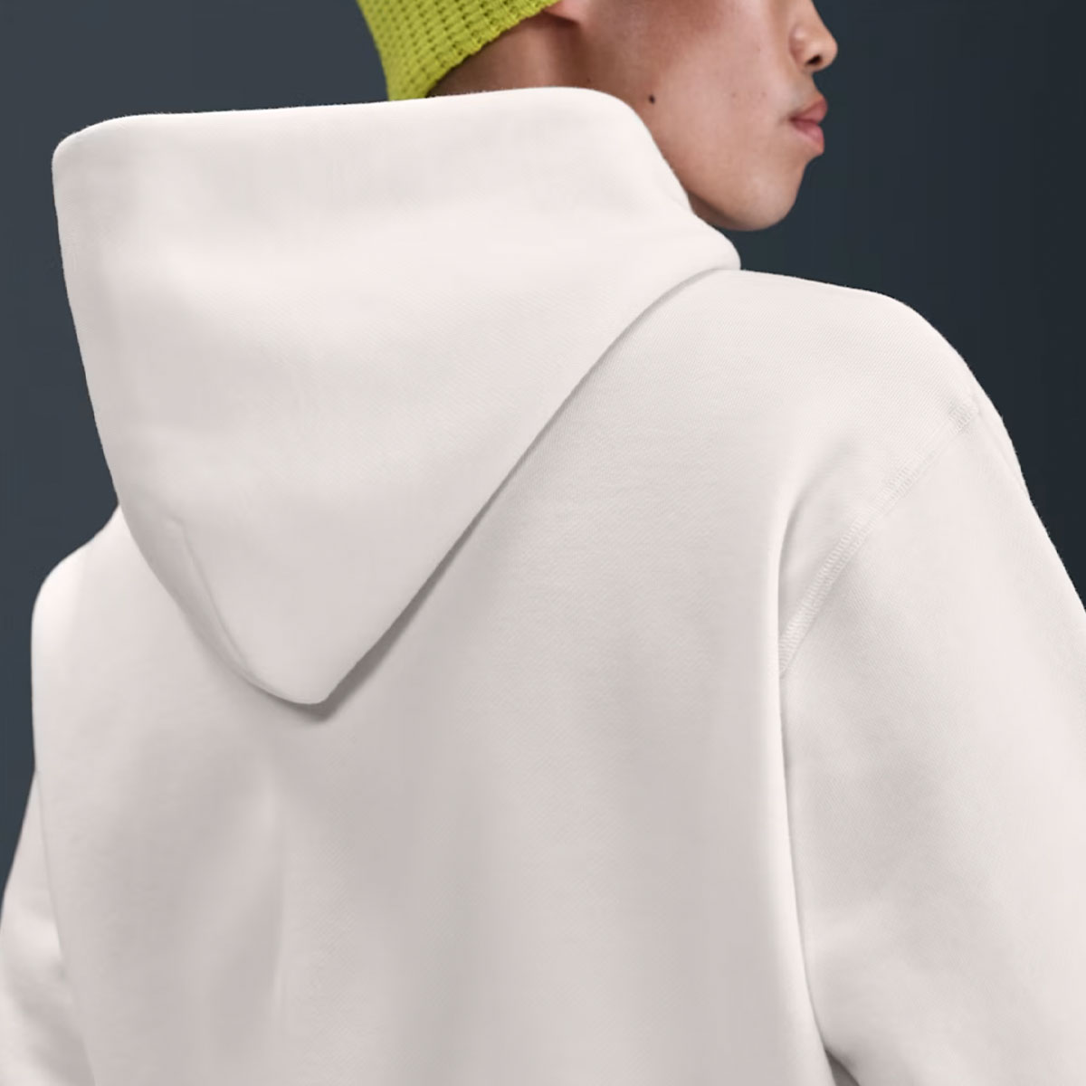 �ʥ��������ӡ� NIKE SB �ե꡼�� �ץ륪���С� �������ȥܡ��ɥѡ����� ��� ��ǥ����� ������/�֥�å� M L �����������͵��֥��� �����FV7352-133��