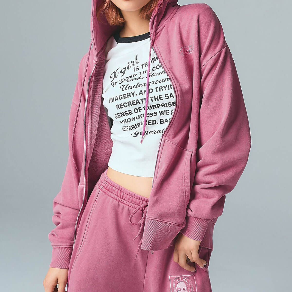 ���å��������� ��ǥ����� ���åץѡ����� xgirl face���� �ߥ륺 ���� �ȥåץ� �ԥ� ���ȥ꡼�ȿ͵��֥��� X-girl 2026 ���� | MILLS LOGO LAYERED PATCH SWEAT HOODIE��105261012014��