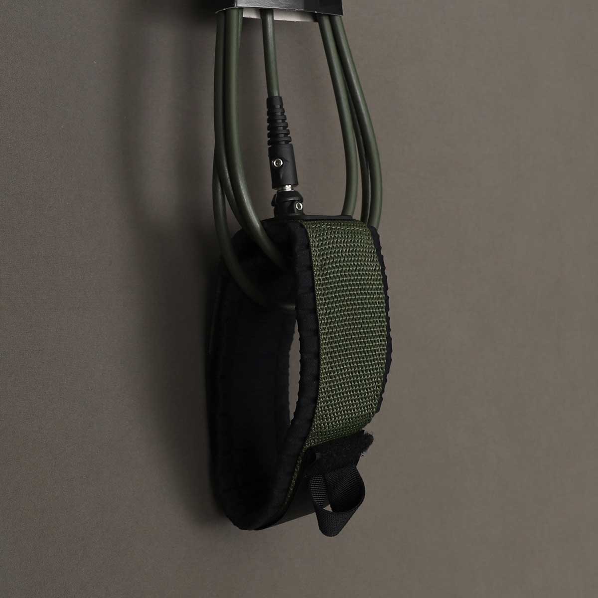 STAYCOVERD LEASH 9ft��COMP-KNEE NEW��