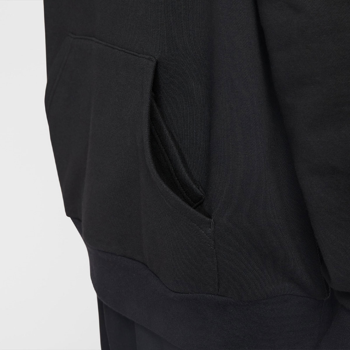 �ʥ��������ӡ� NIKE SB  �������ȥܡ��� �ȥ졼�ʡ�?�ѡ����� �ɽ� ��� ��ǥ����� �֥�å�/�ۥ磻�� M L XL �����������͵��֥��� �����HV0250-010��