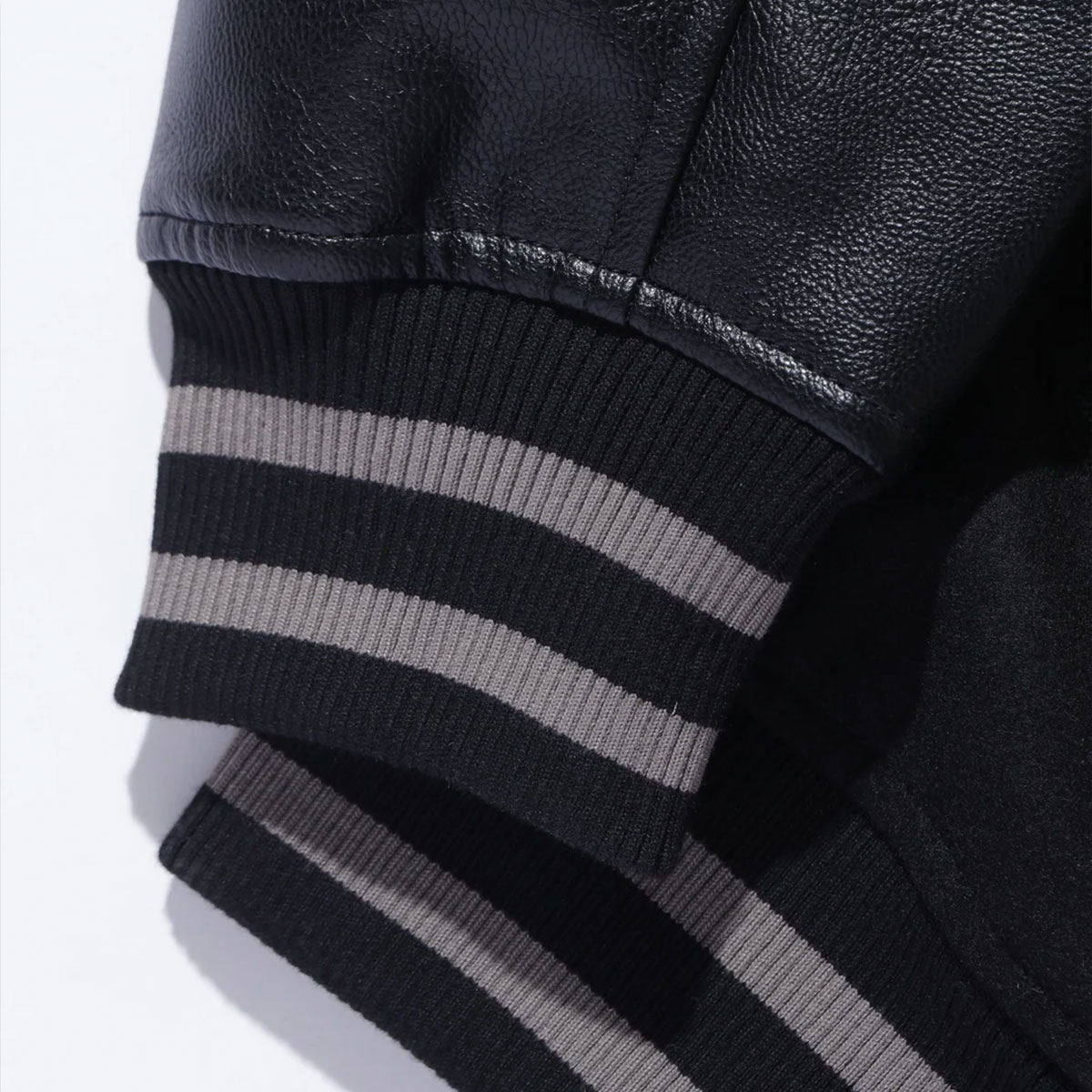 �������ȥ�顼�� ��� �С����ƥ����㥱�å� ��������  ���� �� �� �ɽ� �֥�å� L ���ȥ꡼�� �͵��֥��� XLARGE ���� 2025 ���� | VARSITY JACKET��101254021004��