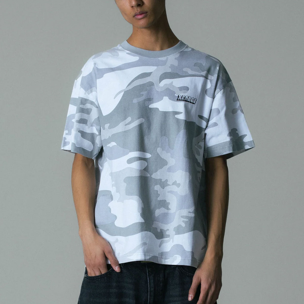 XLARGE  | MULTI LOGO CAMO S/S TEE��101262011030��