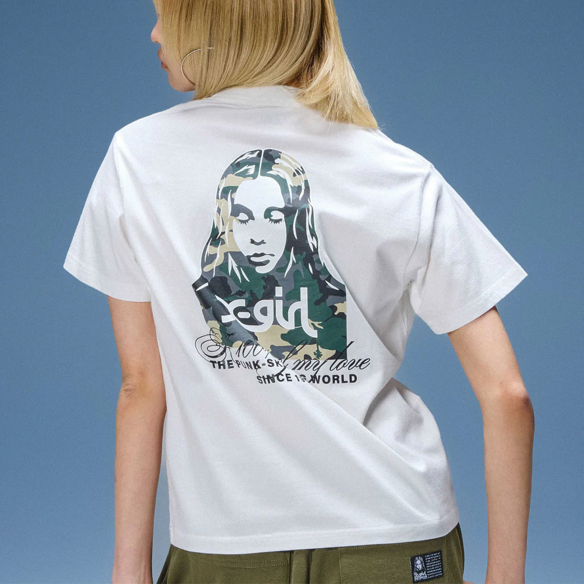 X-GIRL  | HIBISCUS CAMOUFLAGE FACE S/S TEE��105262011030��
