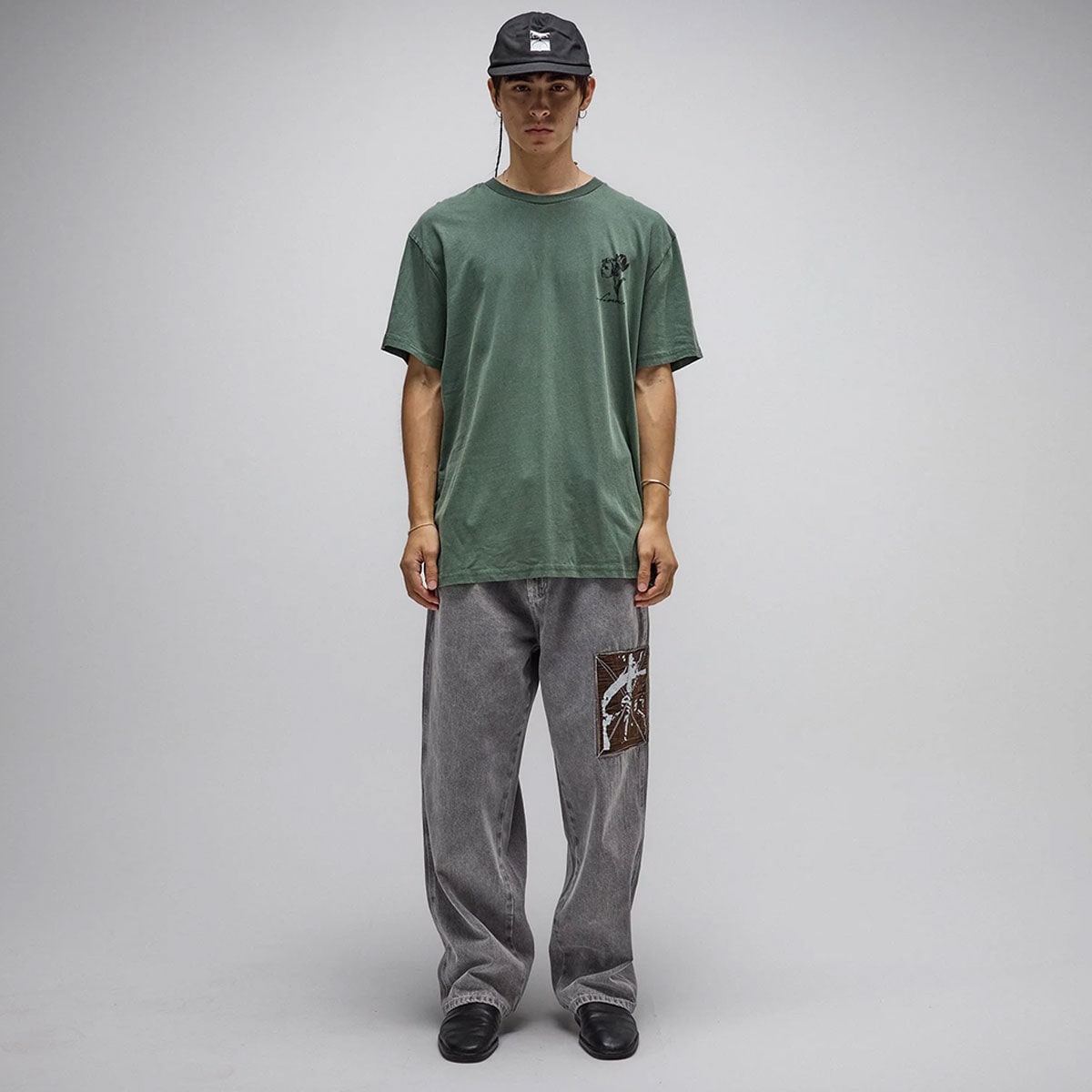 FORMER | HUSH T-SHIRT��FTE-26120��