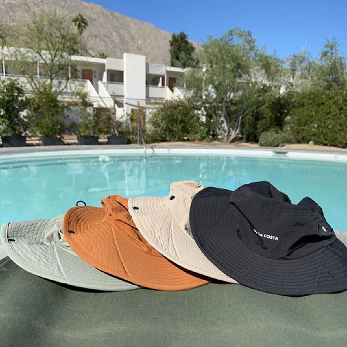 �ǥ饳���� �����եϥå� ���Ƥ��ɻ� ���ȥ�å� ˹�� �����ե��� �����ȥɥ� �ӡ��� �ס��� �͵� �֥��� ���� 2024 ���� DE LA COSTA | Surf Hat��5728-��