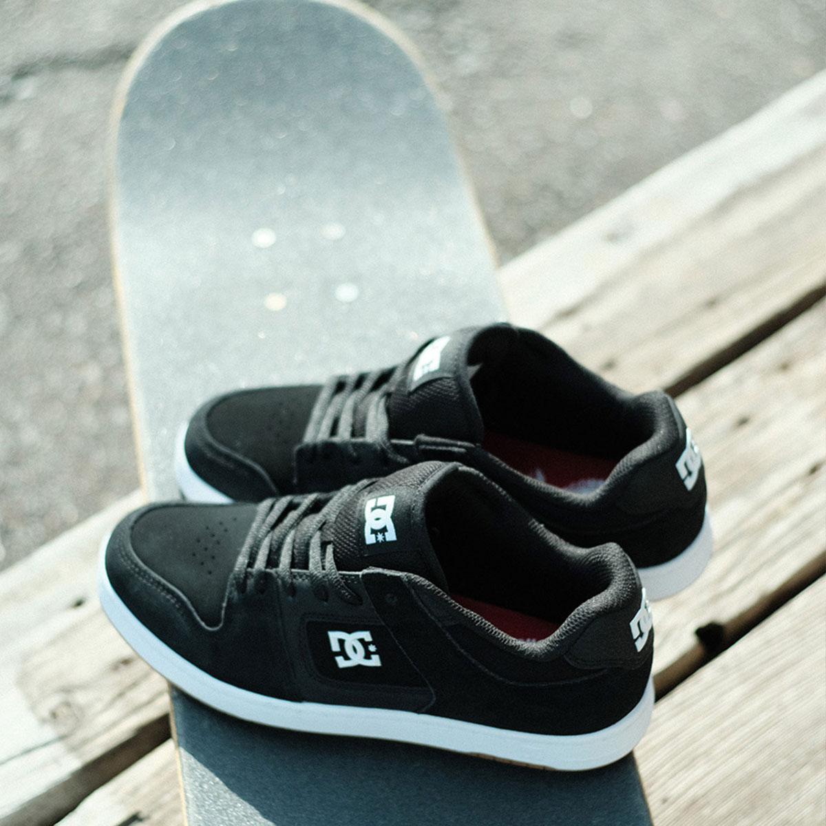 �ڥ��ꥹ�ޥ��������DC���塼�� ���ˡ����� ��� �ǥ������� ���塼�� �������塼 �����ܡ� �֥�å� 26.0cm - 28.0cm �͵� ���ȥ꡼�� �֥��� DC Shoes | MANTECA 4 S��DS005002��