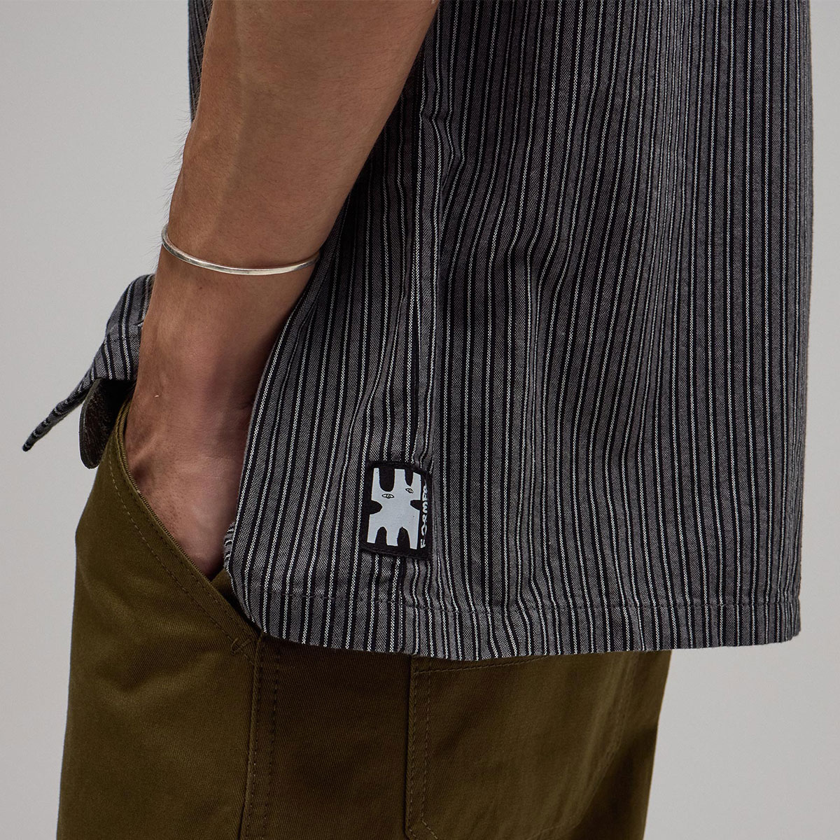 �ڥ��ޡ��������  FORMER | REYNOLDS STRIPE SHRT��FSH-26101��
