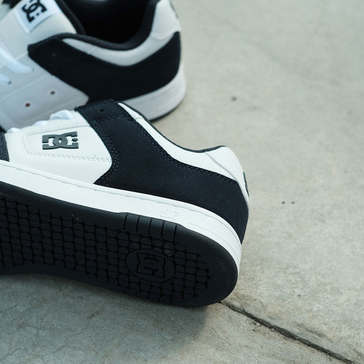 ��50%OFF ���ꥢ��󥹥������DC���塼�� ���ˡ����� ��� �ǥ������� ���塼�� �������塼 �����ܡ� �ۥ磻��/�֥�å� 26.0cm - 28.0cm �͵� ���ȥ꡼�� �֥��� �� DC Shoes | MANTECA 4 S(JACK����������)