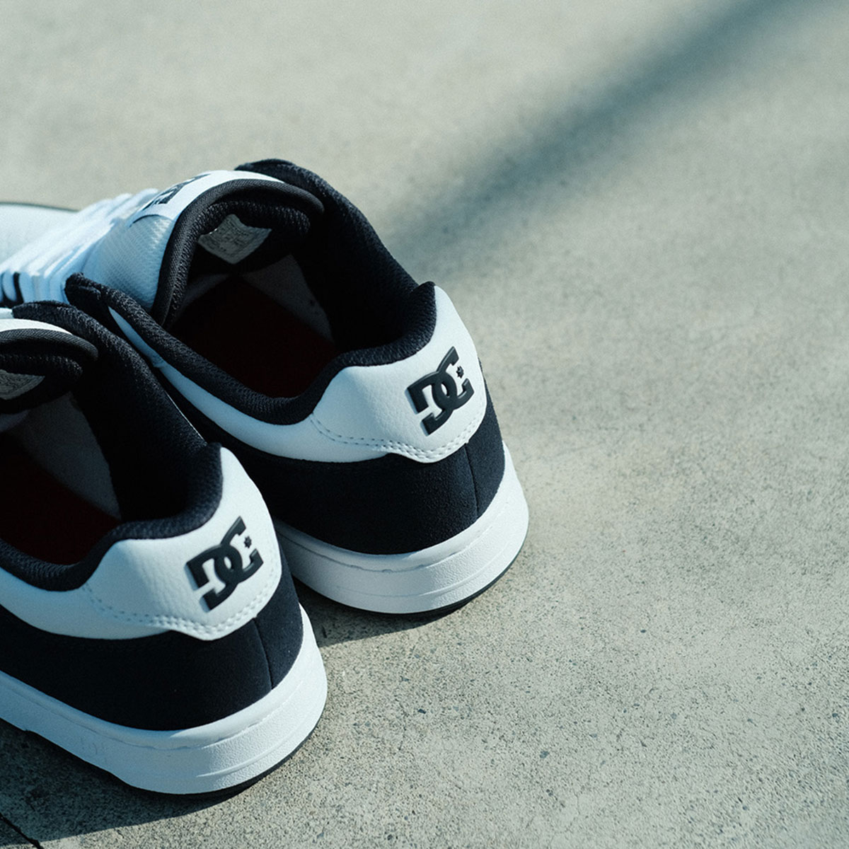 ��50%OFF ���ꥢ��󥹥������DC���塼�� ���ˡ����� ��� �ǥ������� ���塼�� �������塼 �����ܡ� �ۥ磻��/�֥�å� 26.0cm - 28.0cm �͵� ���ȥ꡼�� �֥��� �� DC Shoes | MANTECA 4 S(JACK����������)