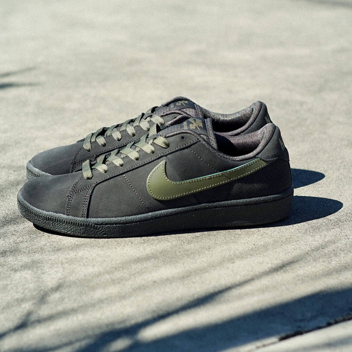 NIKE SB | ZOOM TENNIS CLASSIC ��HF7386-200��(JACK����������)