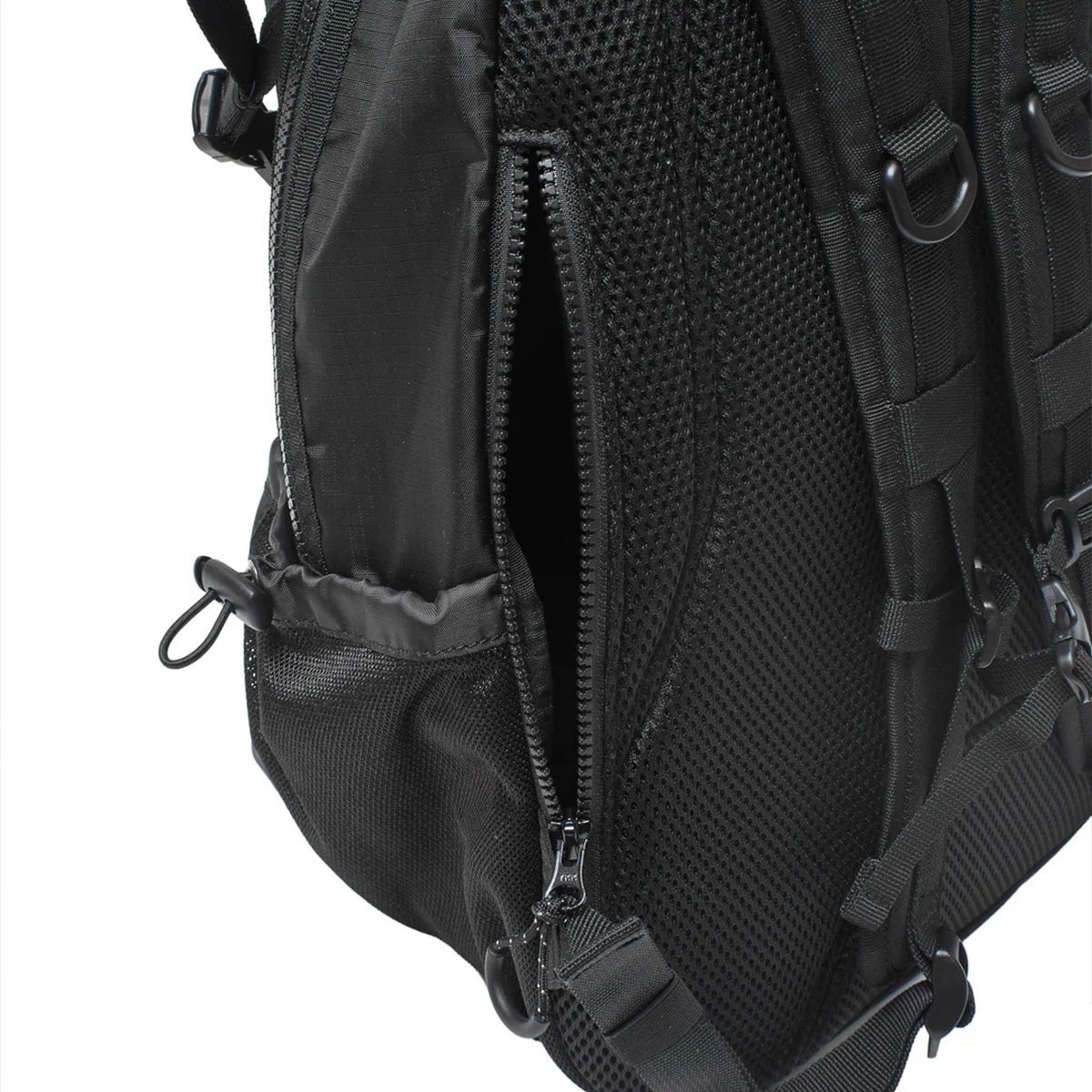 XGIRL | MILLS LOGO RUBBER PATCH BUNGEE CORD BACKPACK��105261053012��