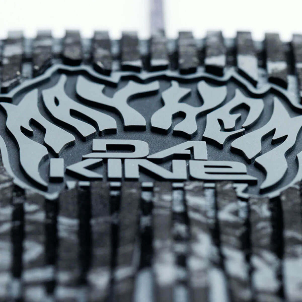 �������� �ǥå��ѥå� �ǥå��ѥå� �����եܡ���  �����ե��� 3�ԡ��� �ޥå� �ᥤ�إ� �Х������� ����ܥ�ǥ� �͵��֥��� DAKINE | MAYHEM LINEUP SURF TRACTION PAD��BF237813��