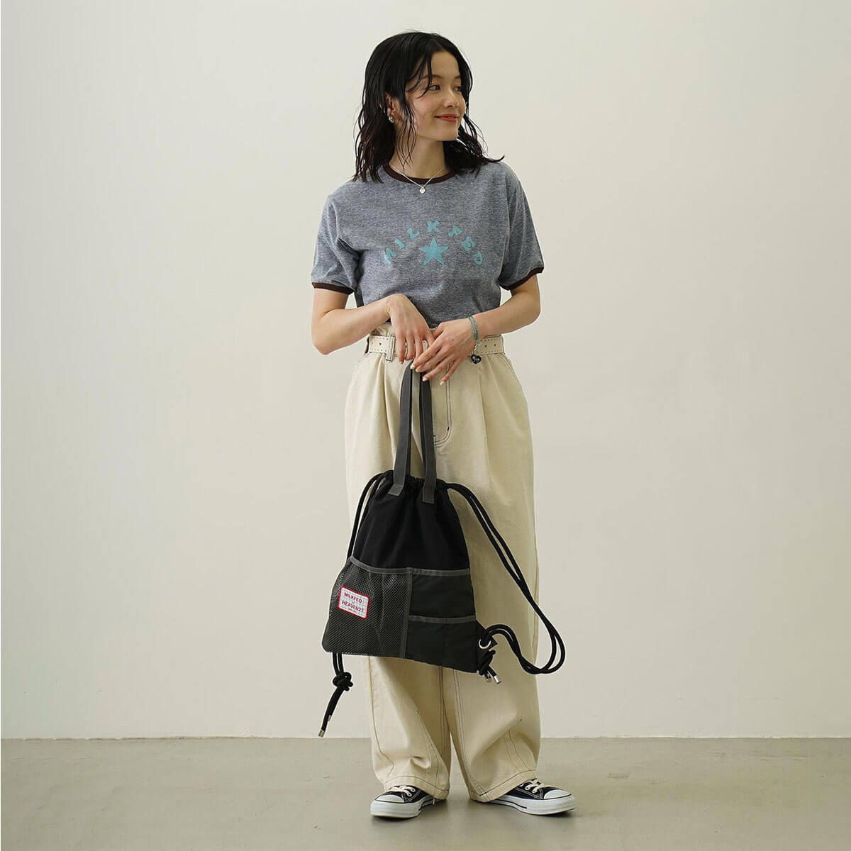 ��20%OFF ���ե�����ۥߥ륯�ե��� ��ǥ����� ȾµT����� ��󥬡�T����� ���ᥫ�� �ȥåץ� �͵� �������� �֥��� | MILKFED. LOGO AND STAR FLOCKY PRINT RINGER TEE��103252013003��