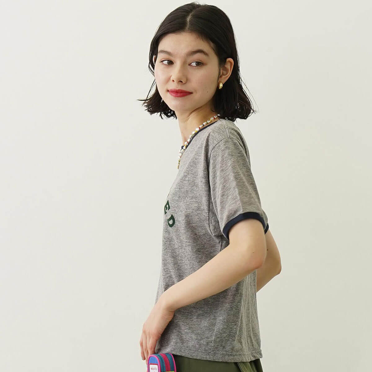 ��20%OFF ���ե�����ۥߥ륯�ե��� ��ǥ����� ȾµT����� ��󥬡�T����� ���ᥫ�� �ȥåץ� �͵� �������� �֥��� | MILKFED. LOGO AND STAR FLOCKY PRINT RINGER TEE��103252013003��