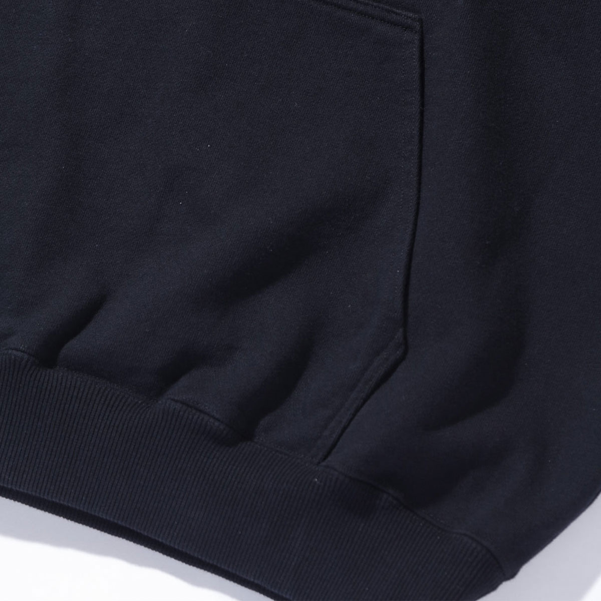 XLARGE  | STANDARD LOGO HOODED SWEATSHIRT��101263012003��