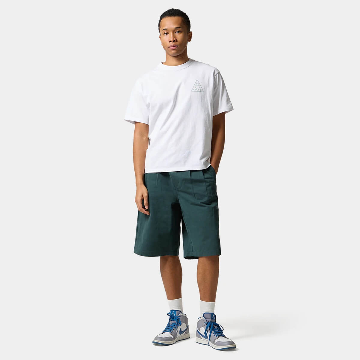 huf | TRIPLE TRIANGLE TEE�� TS02759��