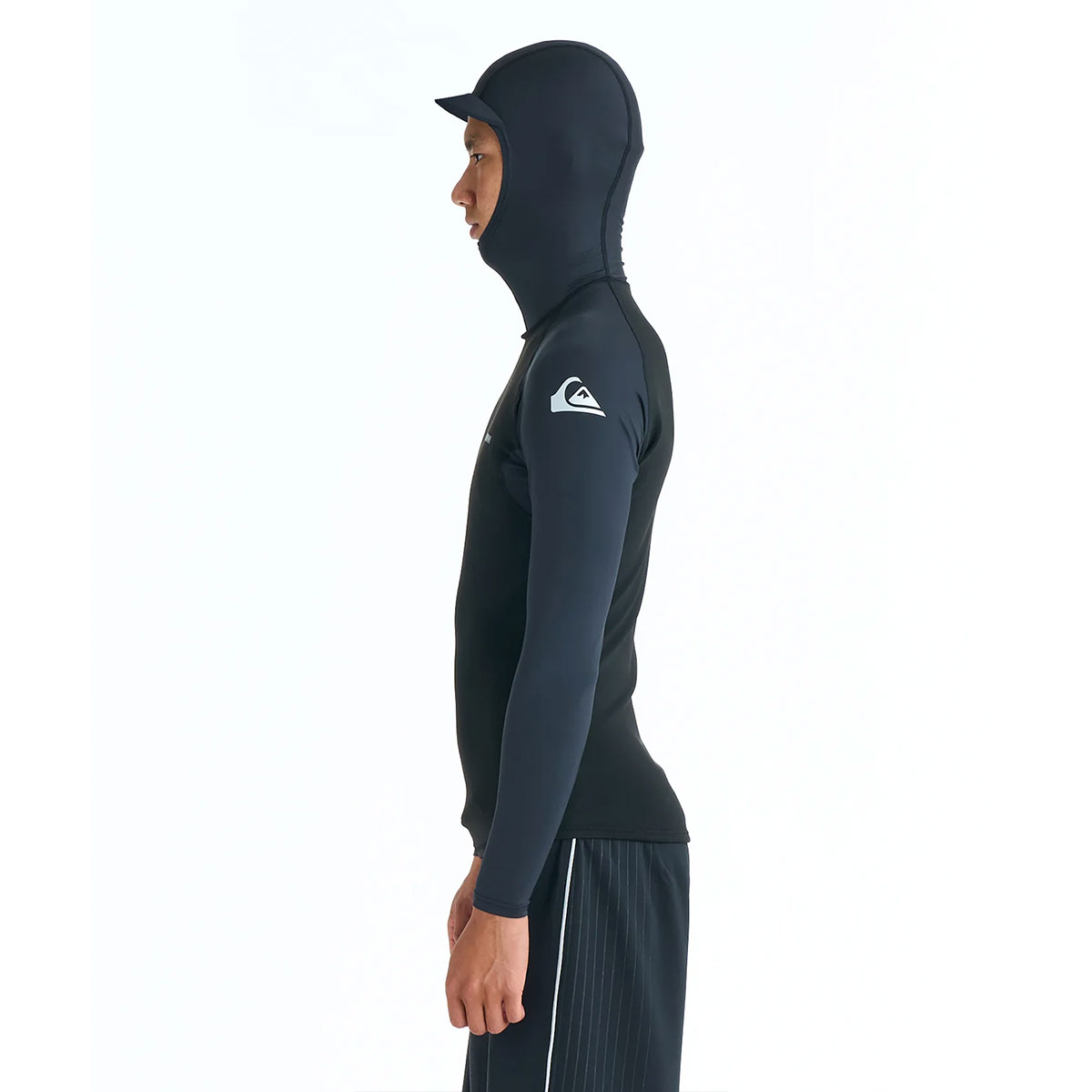 ��6/7(��)�ޤǡ�15,000��(�ǹ�)�ʾ太�㤤�夲�ǥ����åȥХå��ץ쥼��ȡ�QUIKSILVER | EVERYDAY SESSIONS 0.5mm LS WATER HOODY��QWT261711��wmz