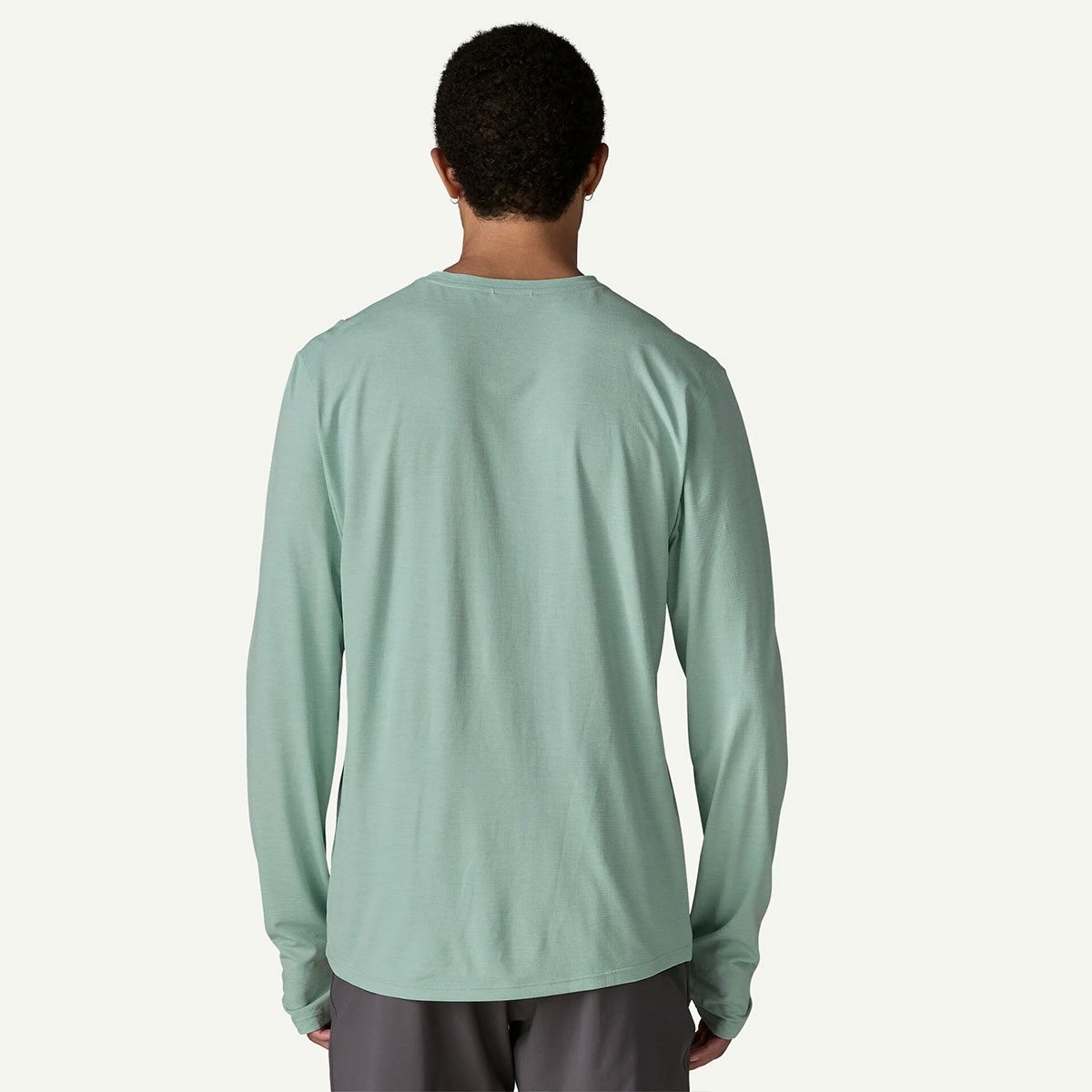 Patagonia | Men's Long-Sleeved Capilene Cool Sun Shirt - Water People Banner��44931��