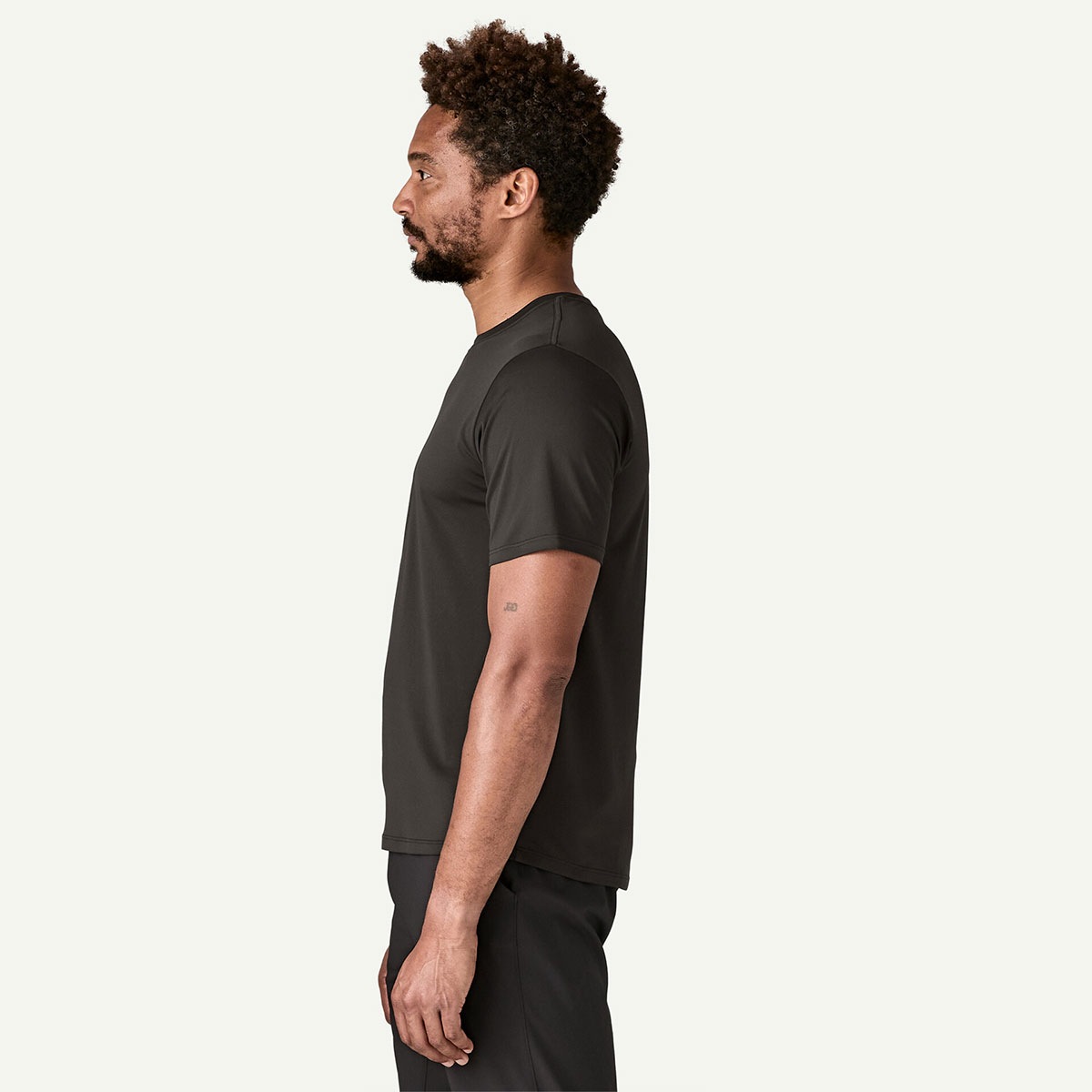 Patagonia | Men's Capilene Cool Daily Shirt��45216��