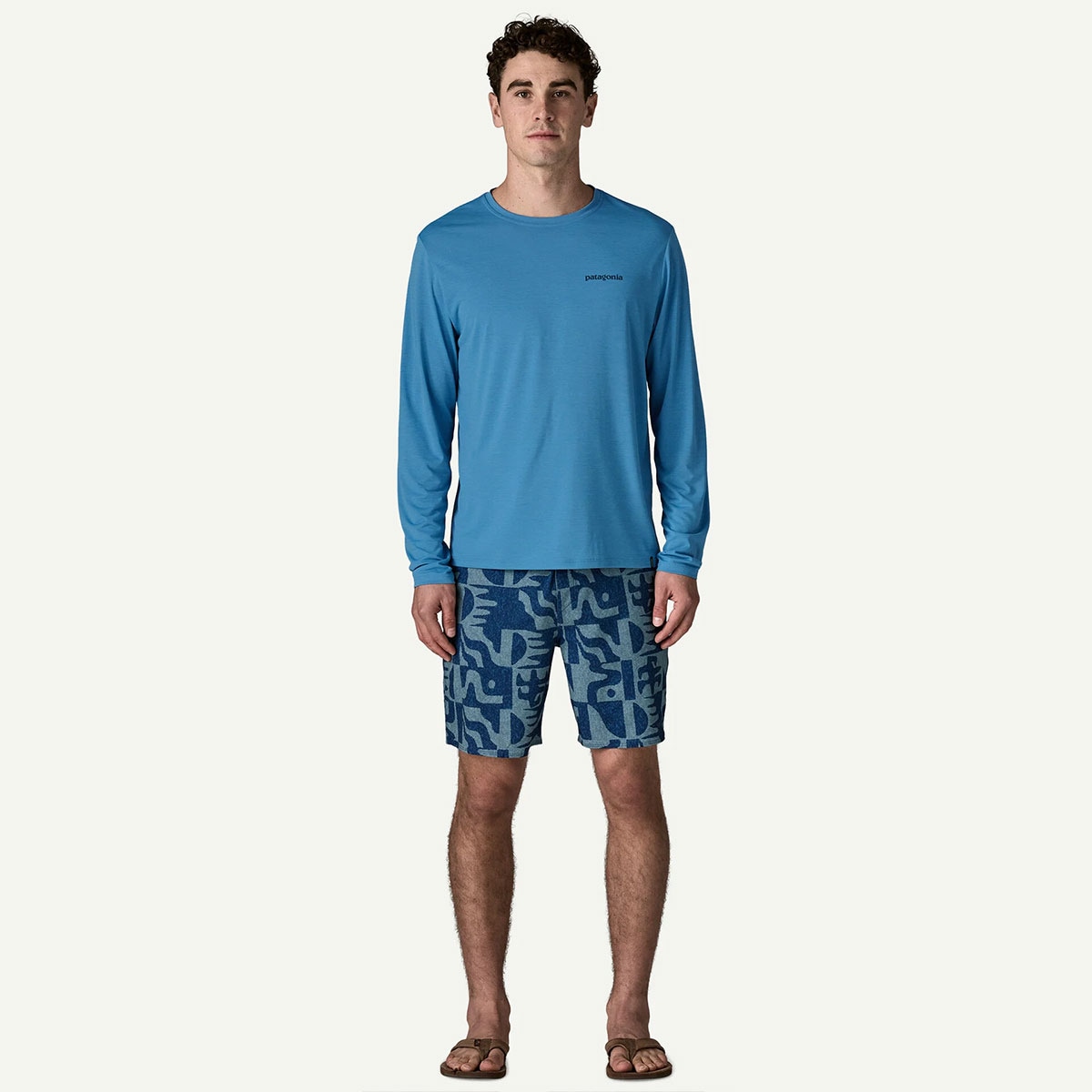 Patagonia | Men's Long-Sleeved Capilene Cool Daily Shirt - Boardshort Logo��45457��