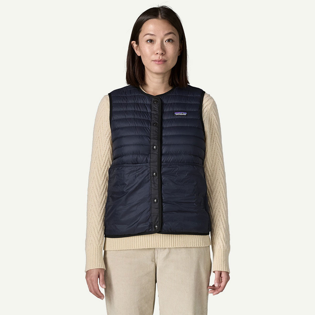 Patagonia  | Women's Lightweight Reversible Down Sweater Vest��31920��