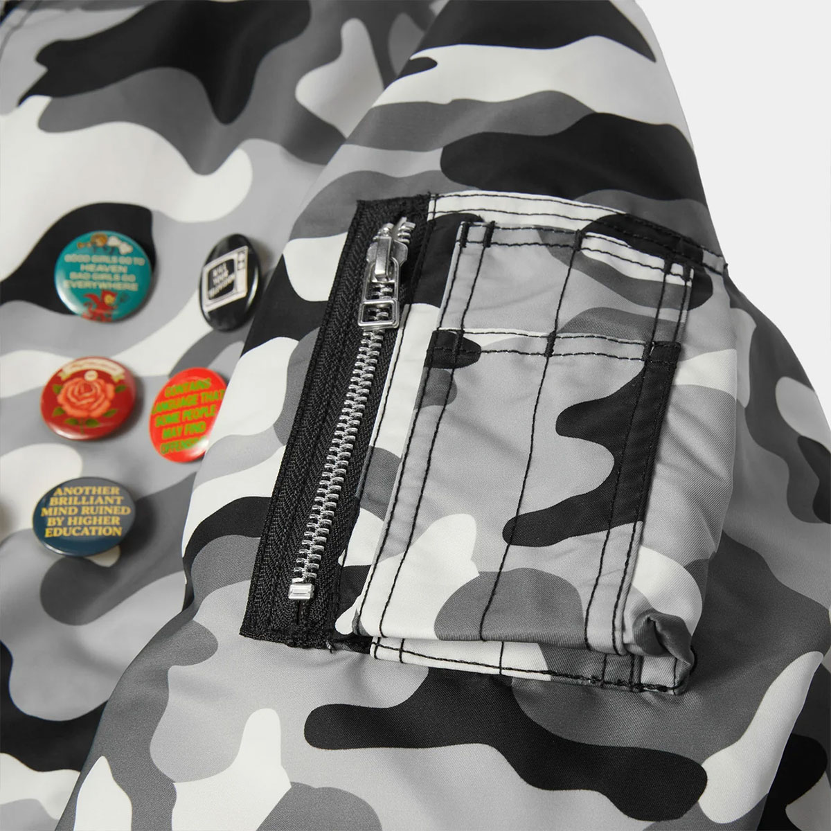 HUF  | OLYMPIA CAMO FLIGHT JACKET��JK00525��